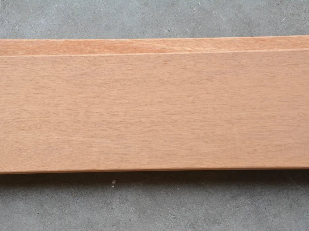 Louro Gamela glad geschaafd 21 x 90
