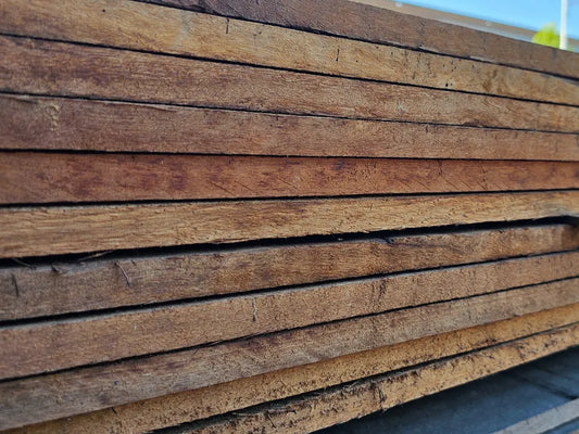 Hardhouten plank 20 x 200, ongeschaafd
